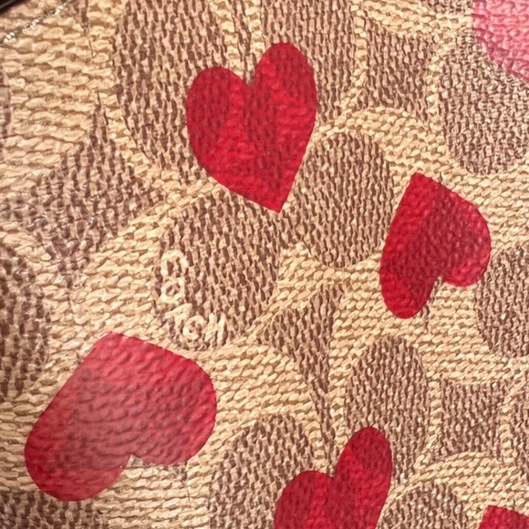 Coach Willow Bucket Bag In Signature Canvas With Heart Print BRAND NEW - Picture 12 of 14